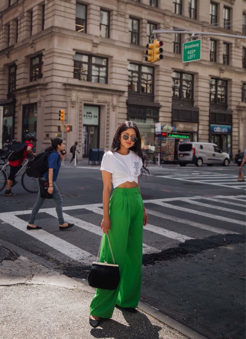 Aritzia Effortless Pant Kelly Green High Rise Wide Leg Size 6